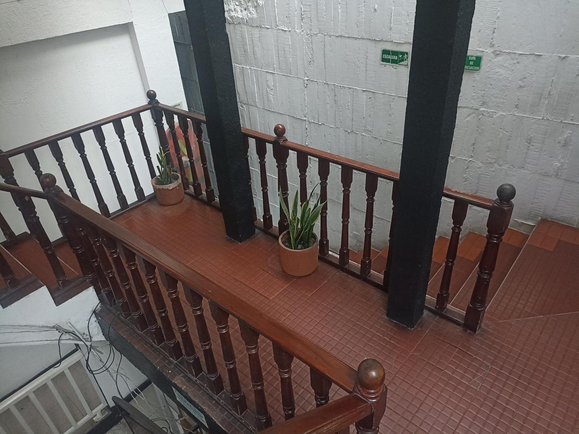 Hotel Los Toboganes Honda  Bagian luar foto